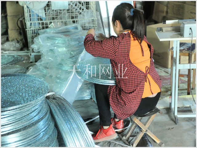 生產(chǎn)車(chē)間-01